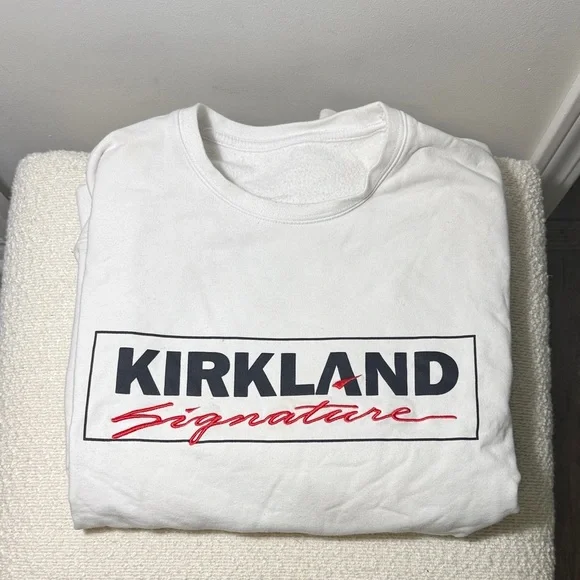 Kirkland Signature White crew neck sweater with Red and Black Logo - Picture 1 of 3